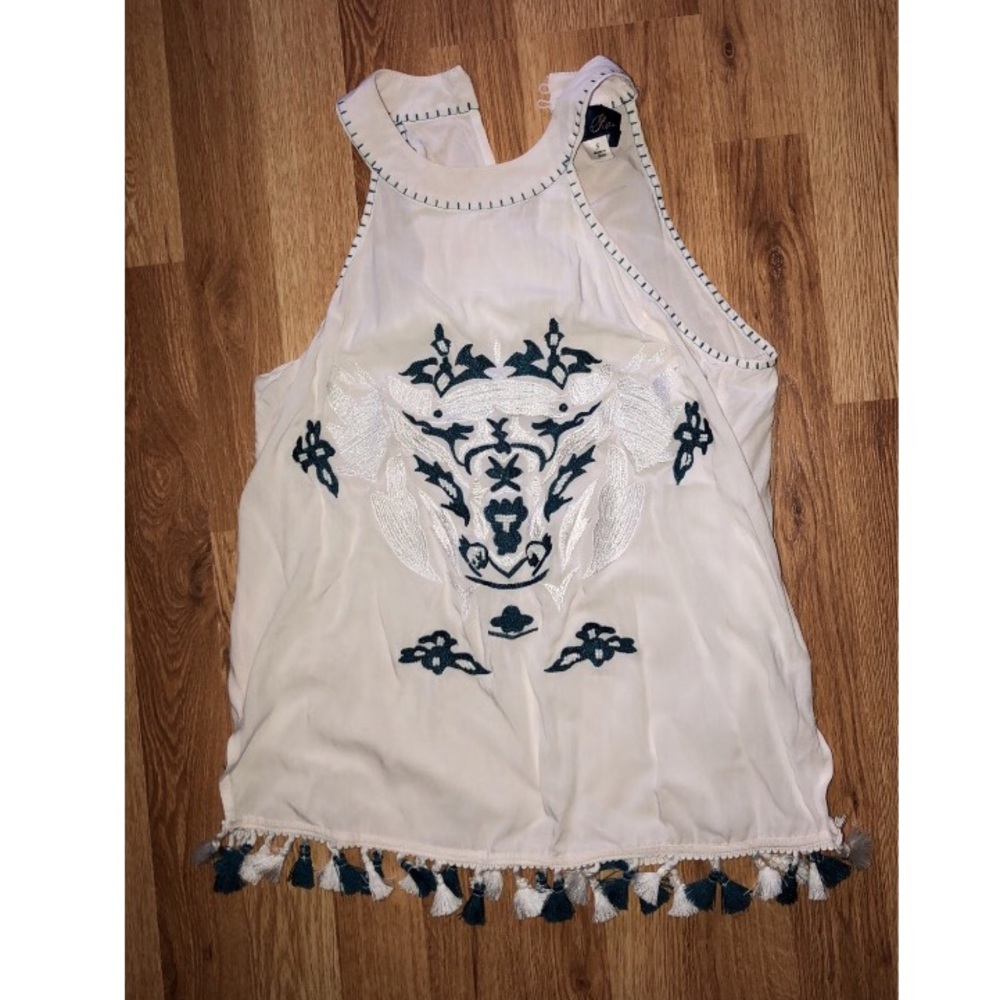 NWOT never worn white halter tank w embroidery